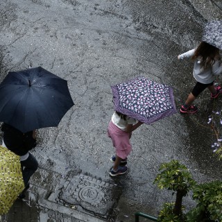 Εκτακτο δελτίο καιρού ΕΜΥ: Νέο κύμα κακοκαιρίας με καταιγίδες & χιονοπτώσεις