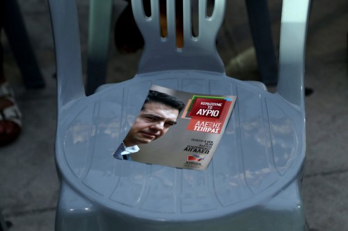 Πενιχρό προβάδισμα ΣΥΡΙΖΑ σε δύο δημοσκοπήσεις