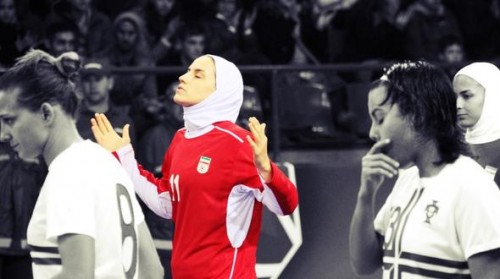 Γυναίκα ποδοσφαιριστής του Ιράν δεν μπορεί να ταξιδέψει στο εξωτερικό με την ομάδα της