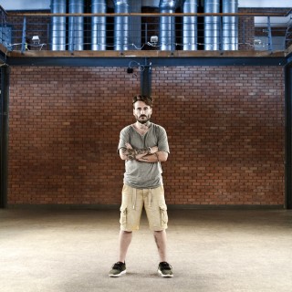 «Nαι, τα τατουάζ είναι πια μόδα. Δε φεύγουν ποτέ όμως, όχι σαν το πουκάμισο που το αλλάζεις την επόμενη χρονιά»