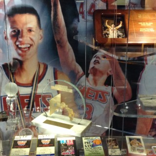 Το Ζάγκρεμπ είναι μια πόλη με ονοματεπώνυμο. Ντράζεν Πέτροβιτς.