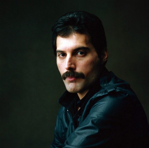 Ο Freddie Mercury αποκάλυψε για πρώτη φορά τη σεξουαλικότητά του στο “Bohemian Rapsody”
