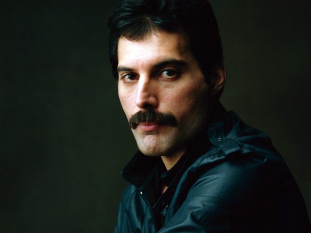 Ο Freddie Mercury αποκάλυψε για πρώτη φορά τη σεξουαλικότητά του στο “Bohemian Rapsody”