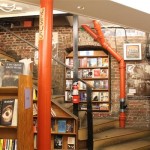 Κλείνει ένα από τα πιο ιστορικά βιβλιοπωλεία της Θεσσαλονίκης