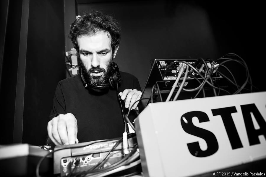 Larry Gus στα decks του Spiti Cocktail Bar