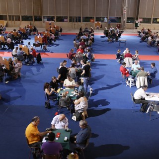 «Άκου με που σου λέω, το μπριτζ είναι κομμένο και ραμμένο για μας, είναι για Νοτιοευρωπαίους που κόβει το μυαλό τους»