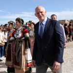 Τι έκαναν οι Γιώργος Παπανδρέου, Γιώργος Λεβέντης, Γιώργος Καμίνης και Νίκος Φίλης στην Ακρόπολη;