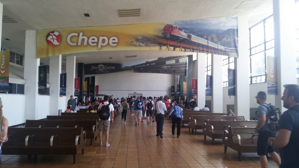 O σταθμός του τρένου. 