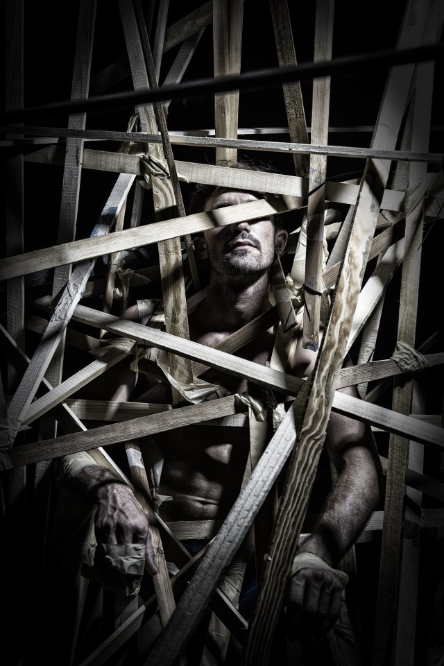 2_Europium_Rootlessroot_-¬Mike Rafail_p