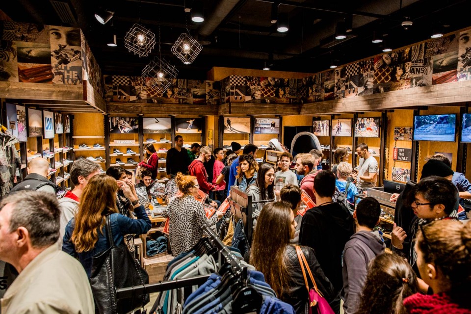 Vans store_2