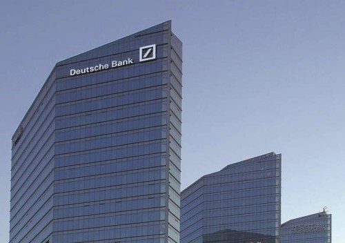 Deutsche Bank: Βουτιά 79% των καθαρών κερδών πρώτου τριμήνου ανακοίνωσε η γερμανική τράπεζα