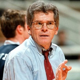 Έφυγε από τη ζωή ο Μάκης Δενδρινός