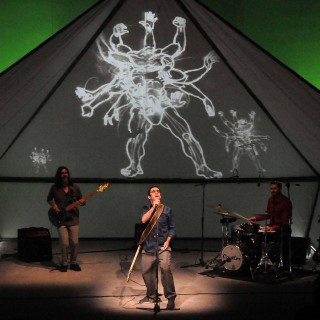 500 λέξεις και δυο αριθμοί για το ’21