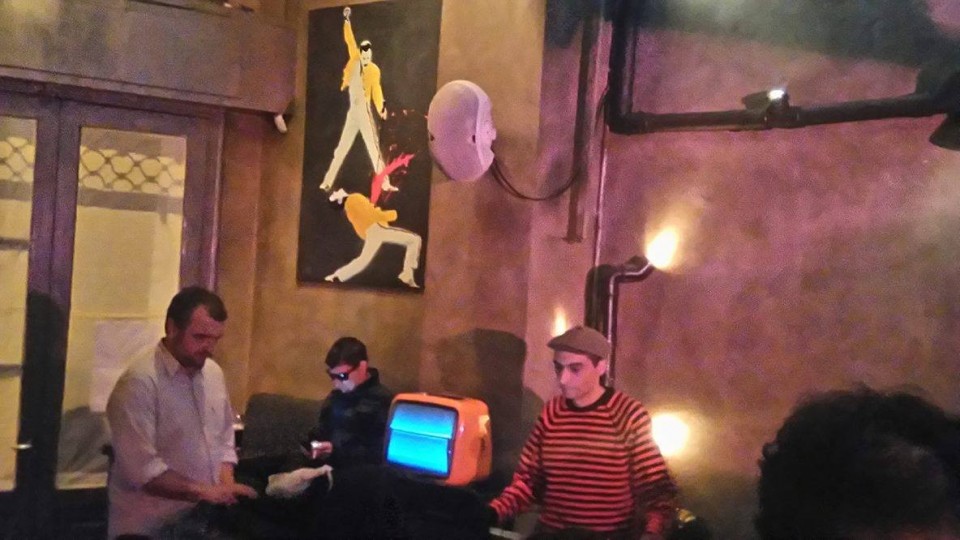 Λάκης Ιωνάς στην επιλογή της μουσικής στο πρώτο Velvet Afternoon