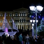 Αθήνα: Φωταγώγηση εν όψει των Χριστουγέννων και της Πρωτοχρονιάς