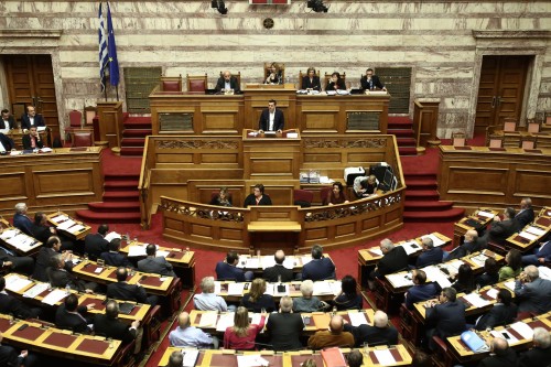 Βουλή: Μέχρι τη Δευτέρα ψηφίζονται φορολογικό και ασφαλιστικό