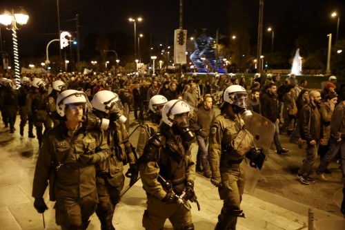 Πολυτεχνείο: 1 αστυνομικός για κάθε 2 διαδηλωτές