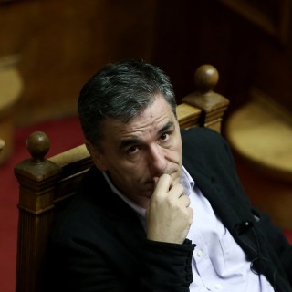 Συγκροτείται ειδική επιτροπή για το χρέος