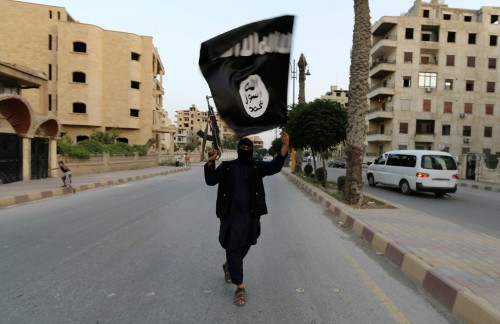 Ο ISIS ανακατέλαβε την πόλη αλ-Ράι κοντά στα σύνορα με την Τουρκία