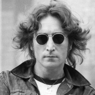 Kιθάρα του John Lennon πουλήθηκε 2,4 εκατομμύρια δολάρια