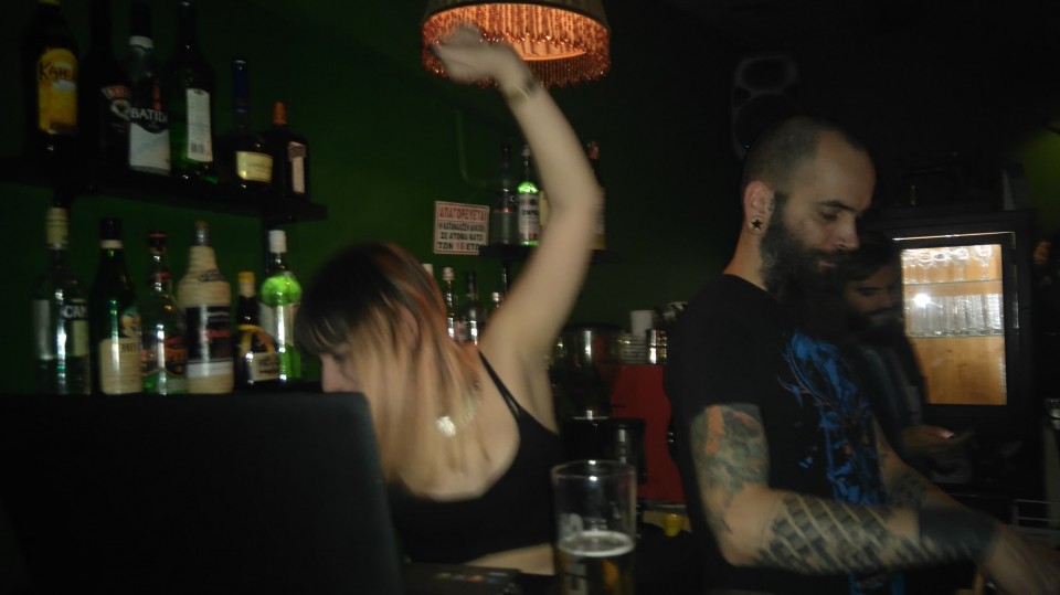 Όταν λέμε μόνο ντέκα, το εννοούμε. 