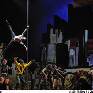 Το Cirque Eloize γράφει στην Popaganda