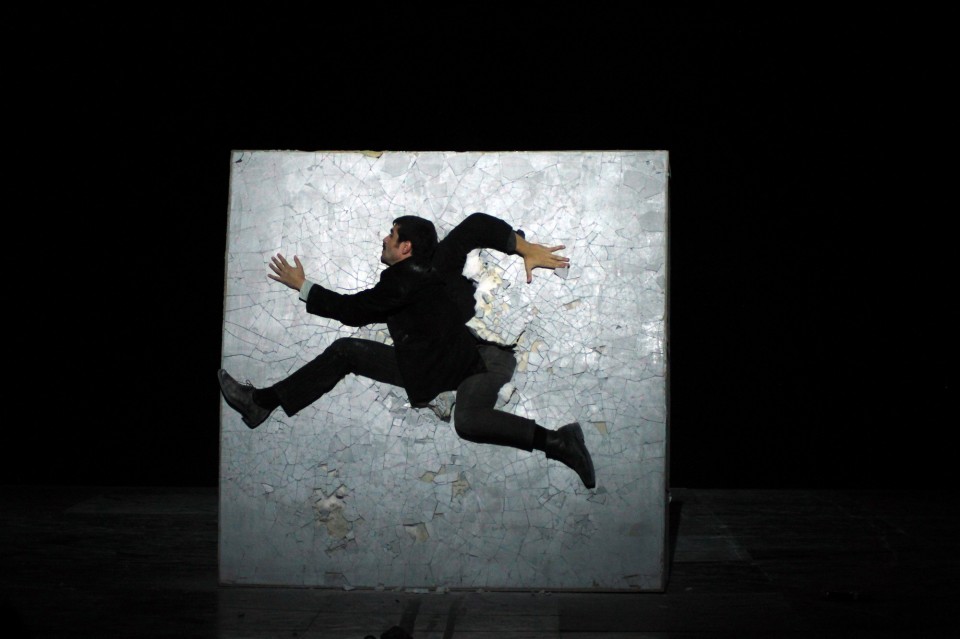 Still Life, Φ: Νύσος Βασιλόπουλος