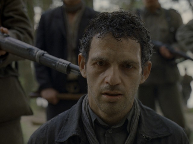 Ο Γιος του Σαούλ απέναντι στον James Bond