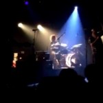 Η στιγμή που ξεκινάει το μακελειό και οι μάχες αστυνομικών-τρομοκρατών