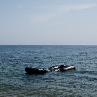 Τουλάχιστον 15 μετανάστες πνίγηκαν στα ανοιχτά της Αλγερίας μετά την ανατροπή πλοιαρίου