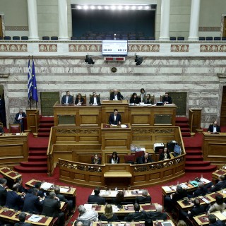 Στη βουλή κατατίθεται εντός της εβδομάδας το παράλληλο πρόγραμμα του ΣΥΡΙΖΑ