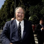 Επικοινωνία του Νίκου Κοτζιά με τον Τσέχο ομόλογό του – Αποκλιμάκωση της έντασης μεταξύ Αθήνας και Πράγας