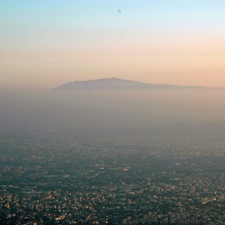 ΥΠΕΝ: Συστάσεις για αποφυγή χρήσης τζακιών στην Αττική