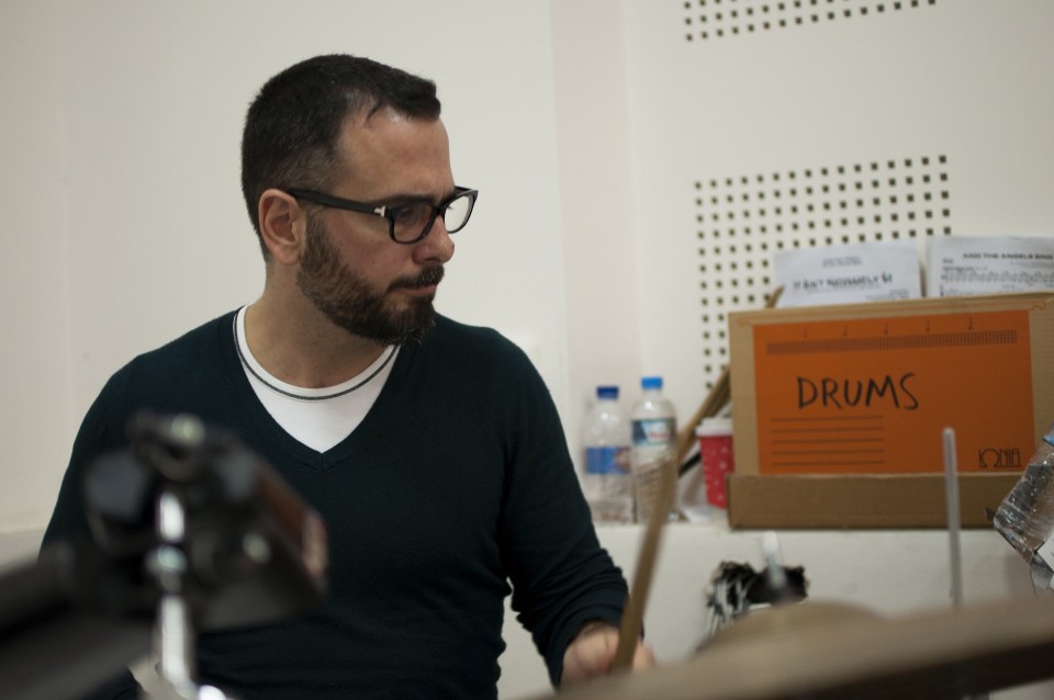 Ο Αλέξανδρος- Δράκος Κτιστάκης στα τύμπανα