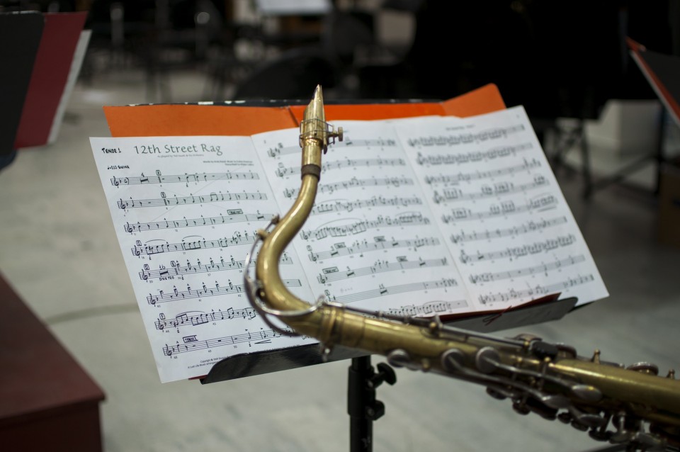 Νότες και παύσεις