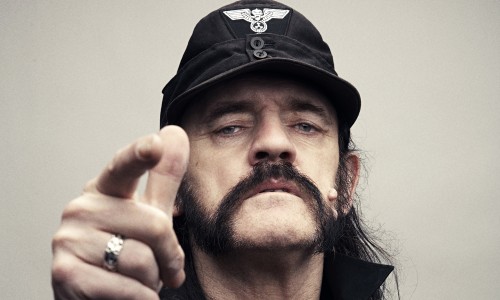 Έτσι αντέδρσε ο κόσμος του metal στο άκουσμα της είδησης του θανάτου του Lemmy