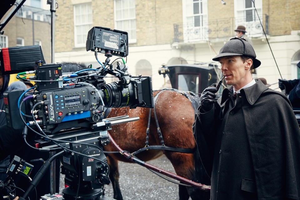 Picture Shows:  Behind the scene. EXT. 221B Preparing to shoot horse drawn carriage in snow. BENEDICT CUMBERBATCH as Sherlock Holmes