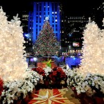 ΗΠΑ: Τα χριστουγεννιάτικα φωτάκια καίνε όσο η Αιθιοπία σε ένα χρόνο