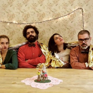 Η Αγρυπνία της Γέννησης είναι μια χριστουγεννιάτικη, μεταμεσονύχτια θεατρική εμπειρία προσφοράς