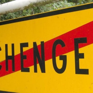 Financial Times: Συνεδριάζουν για την προσωρινή αναστολή της Σένγκεν οι «28»