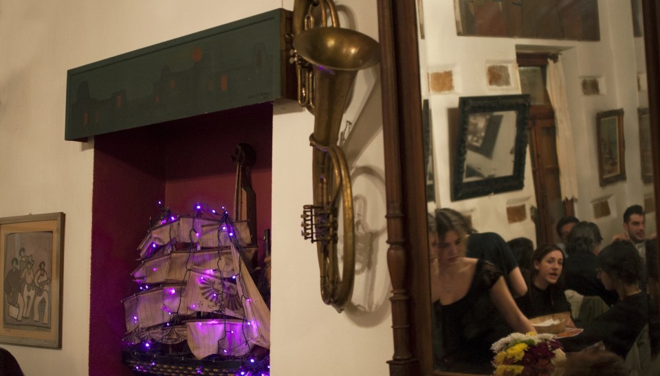 Ο Πειναλέων, Ταβέρνα, Εξάρχεια