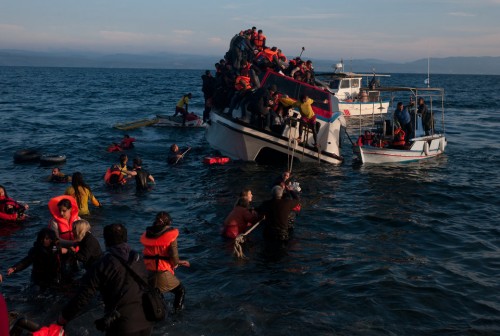 21 τουλάχιστον νεκροί πρόσφυγες από δύο ναυάγια στο Αιγαίο