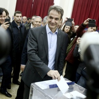 Καθαρή επικράτηση του Κυριάκου Μητσοτάκη προβλέπουν οι συνεργάτες του