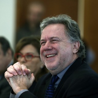 Κατρούγκαλος: Θα βάλουμε ανώτατο όριο στις εισφορές των ελεύθερων επαγγελματιών