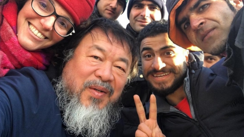 Ο Κινέζος καλλιτέχνης Ai Weiwei θα στήσει μνημείο προσφύγων στη Λέσβο