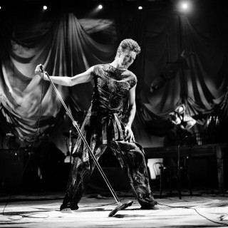 Αυτό είναι το set του David Bowie από την εμφάνιση του στην Αθήνα το 1996