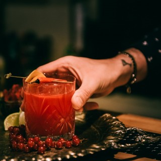 Κόκκινη Σβούρα Presents Big Bad Wolf Cocktail