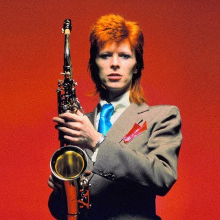 Διάσημοι καλλιτέχνες αποχαιρετούν τον David Bowie στα social media