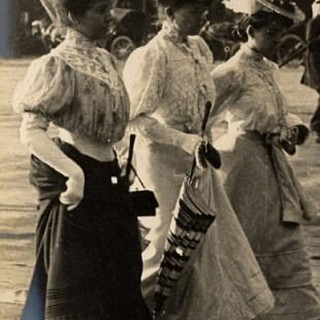 Η μόδα της  Belle Époque μέσα από σπάνιες αλλά χαρακτηριστικές φωτογραφίες των αρχών του 20ου αιώνα