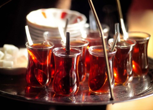 Τουρκία: Πελάτης άρχισε να πυροβολεί σε μαγαζί επειδή τον χρέωσαν ακριβά το τσάι